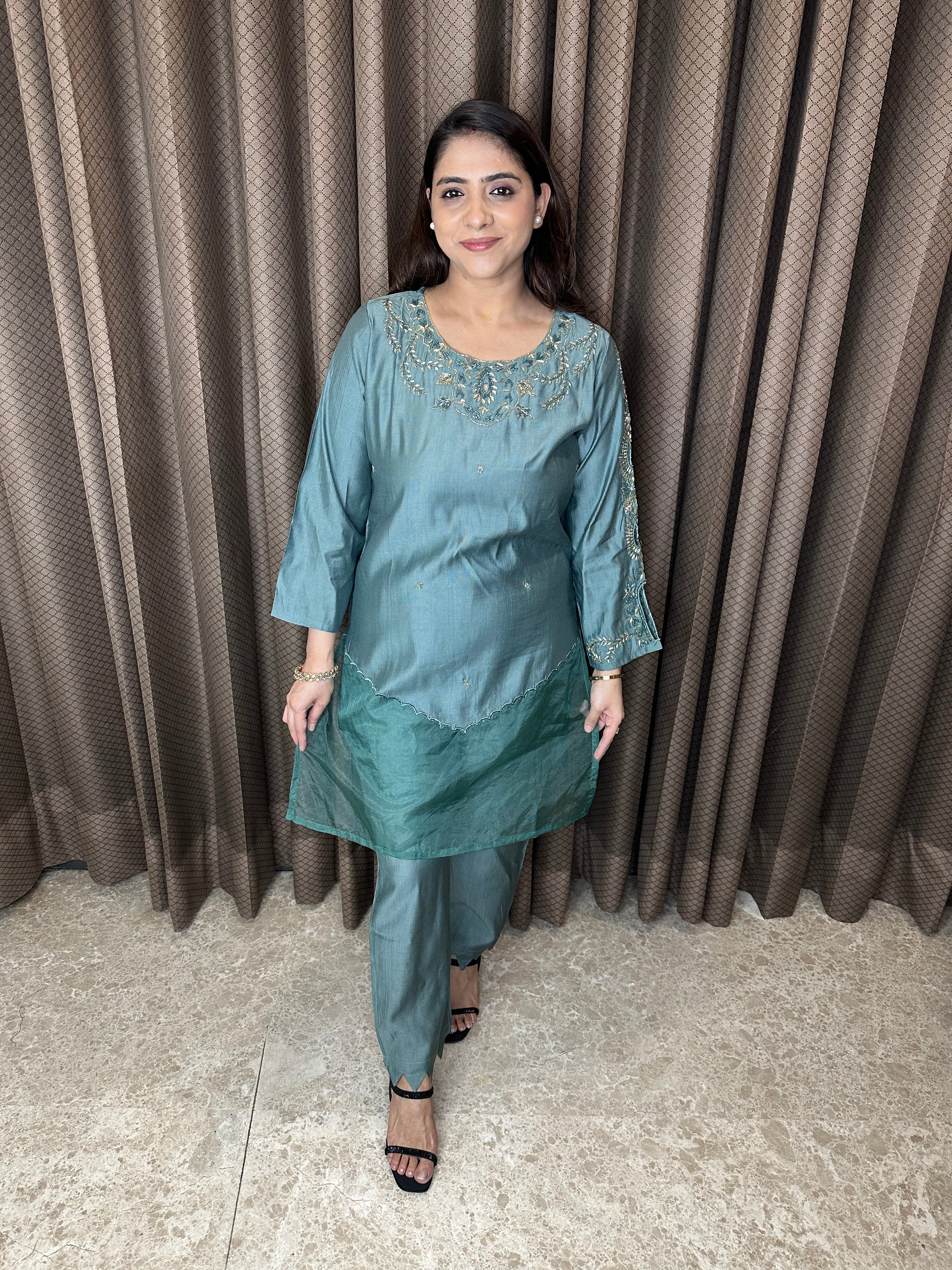 Green Embroidered Co-ord Set in cotton Blend