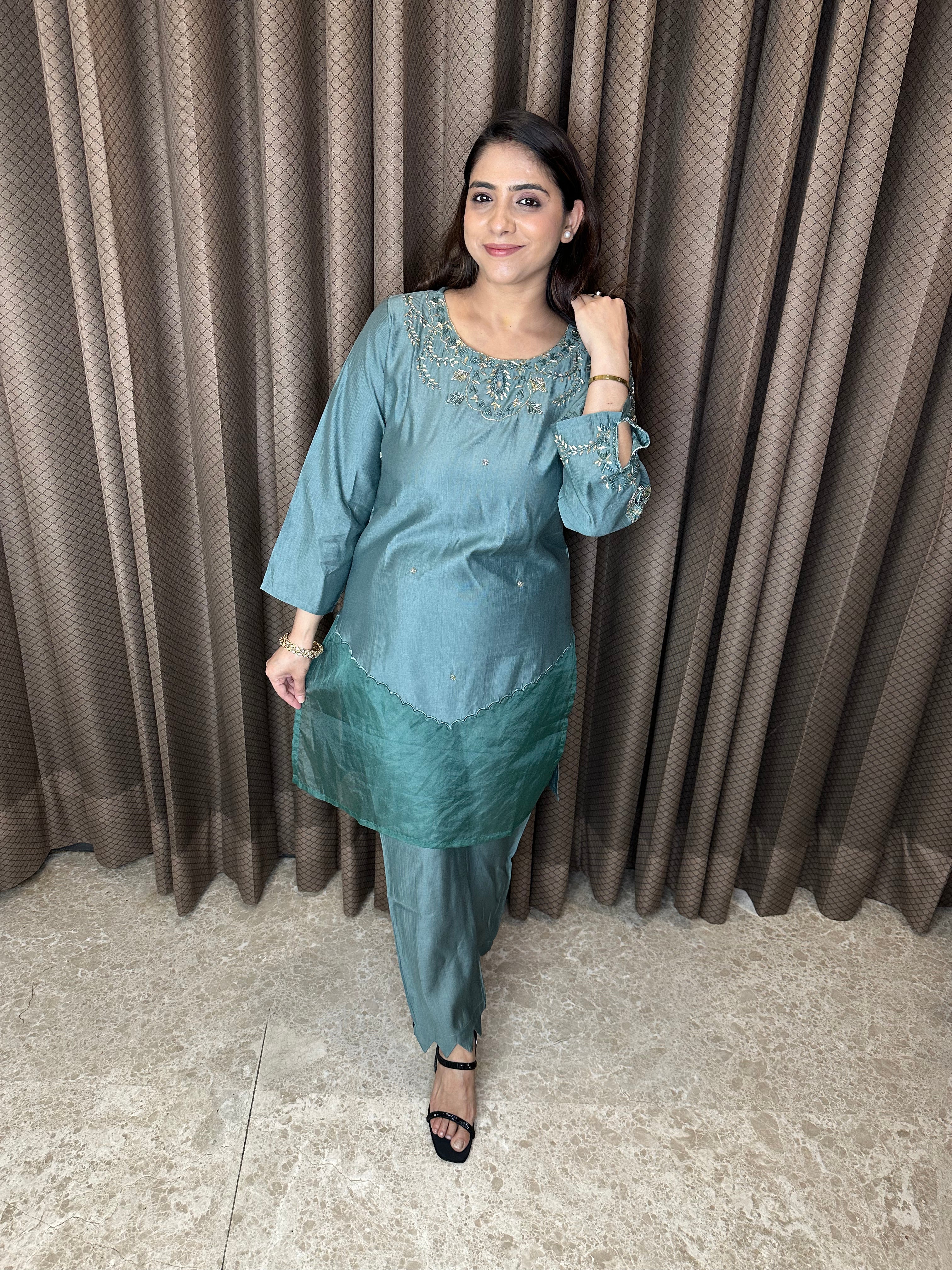 Green Embroidered Co-ord Set in cotton Blend