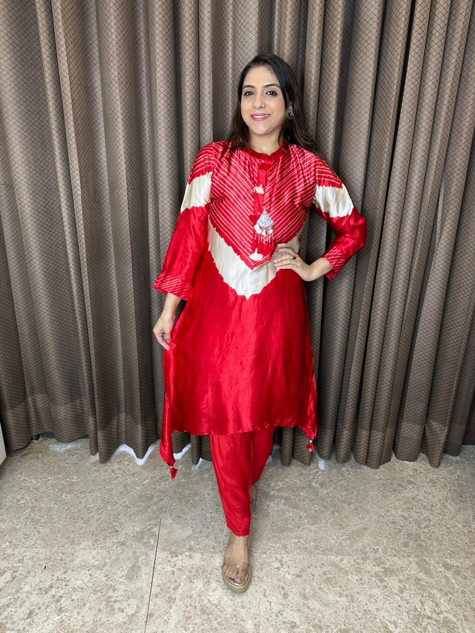 Red & White Bandhani Pattern Kurta Set with Tassel Detailing