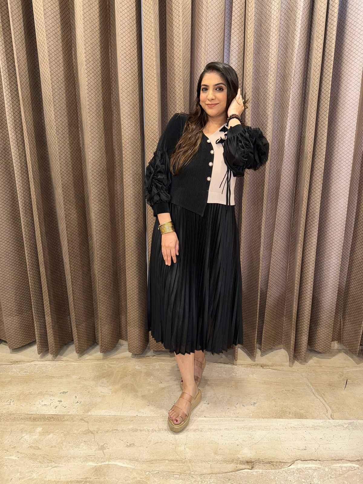 Black Pleated Dress with Ruffled Sleeves and Buttoned Detail