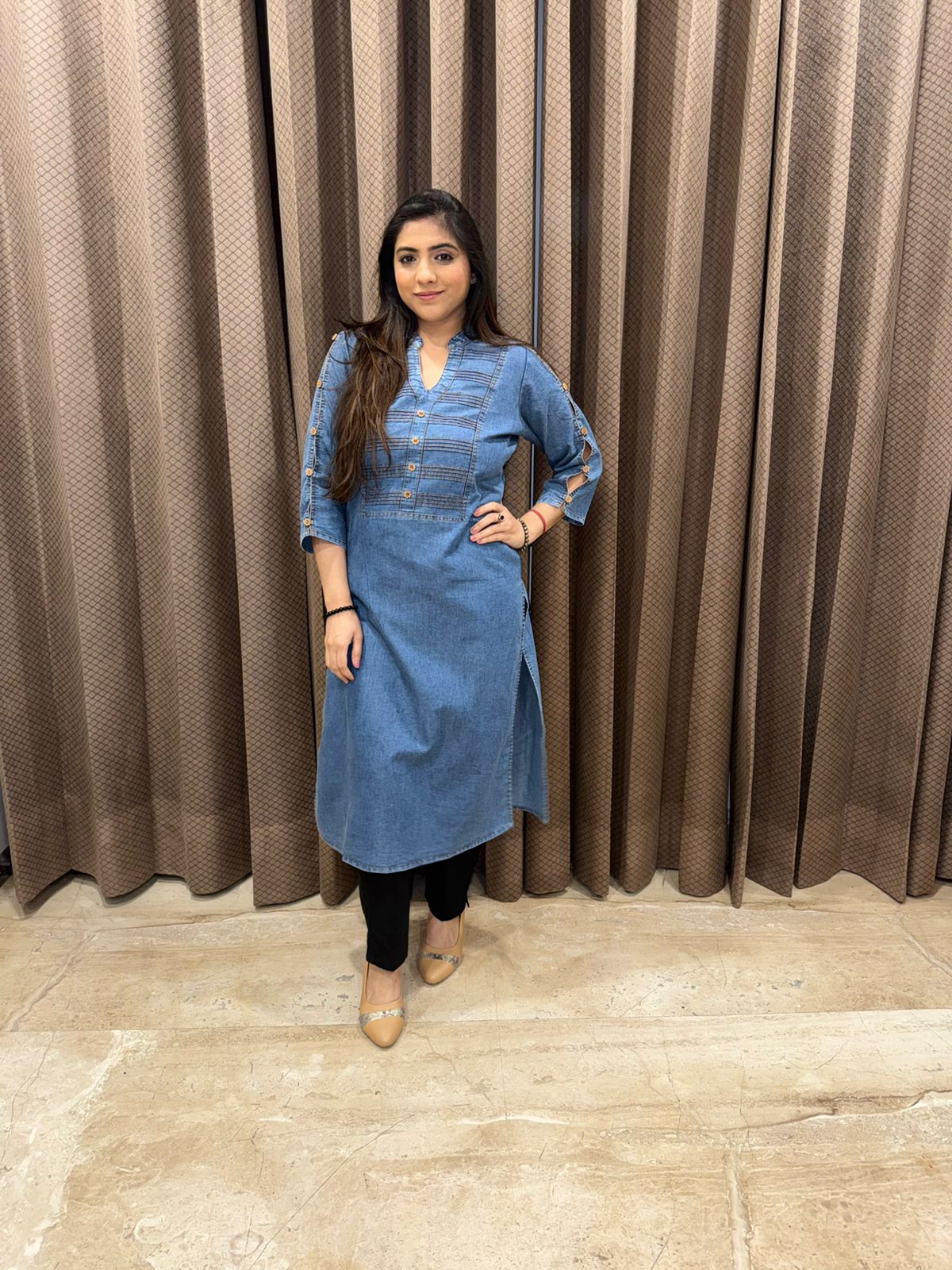 Blue Solid denim Kurta with Contrast Stitching