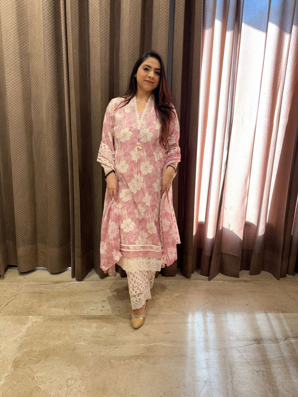 Blush Pink Floral Lace Embroidered Kurta Set with Dupatta