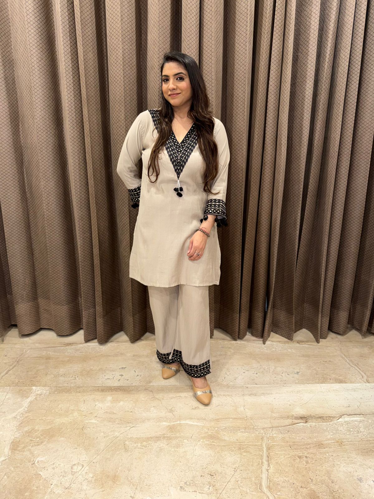 Champagne & black Co-ord set with Tie & dye dupatta
