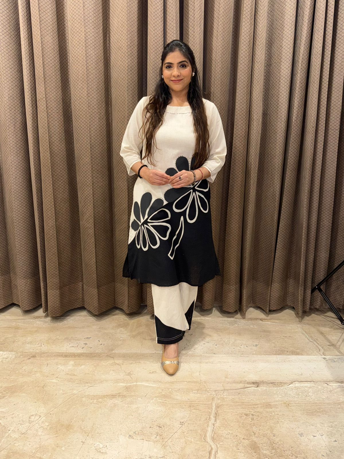 White & black Flower brush paint Co-ord set