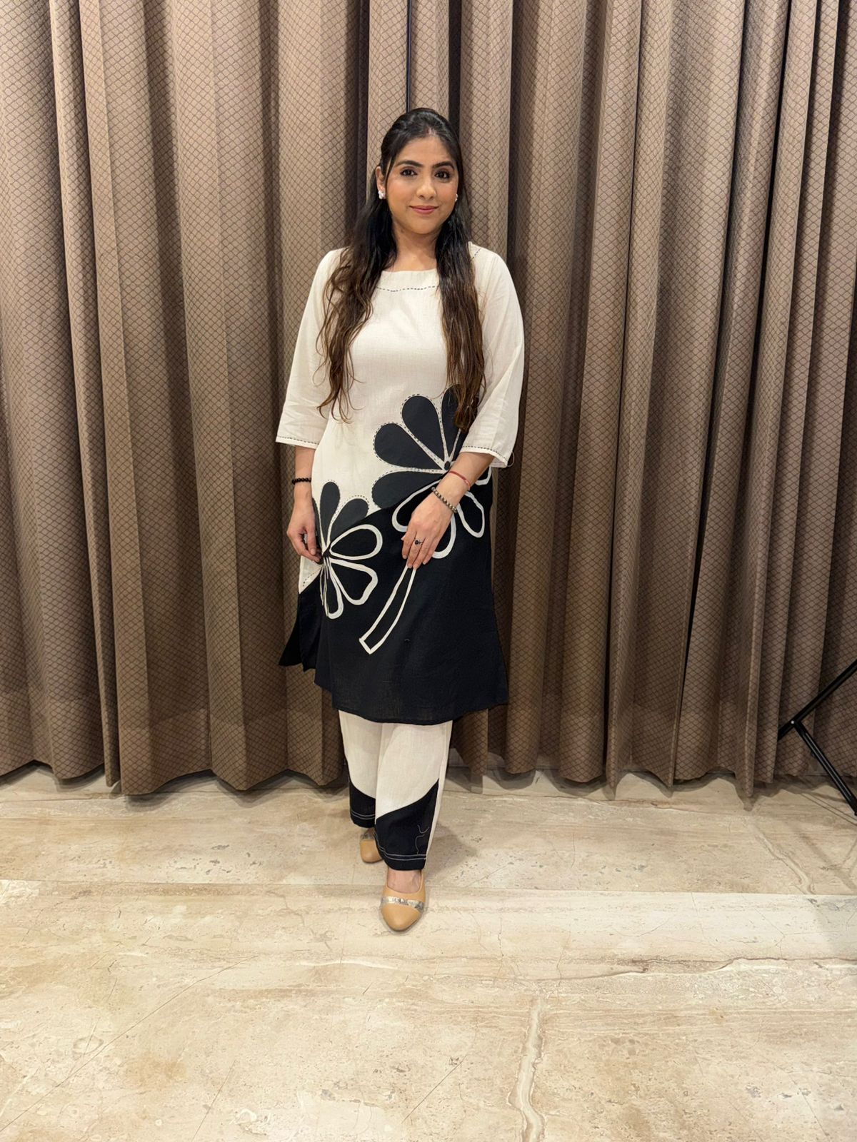 White & black Flower brush paint Co-ord set