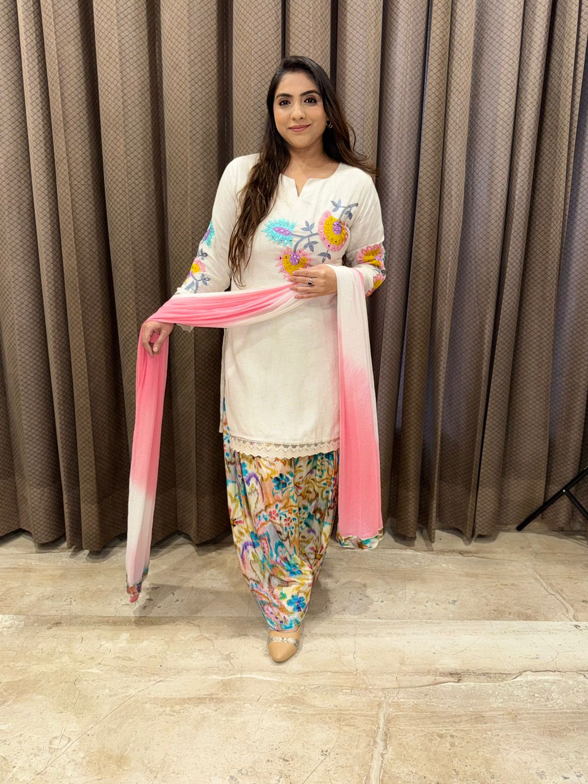 Chic Off-White & Multicolor Floral Farshi Kurta Set with Pink Ombre Dupatta