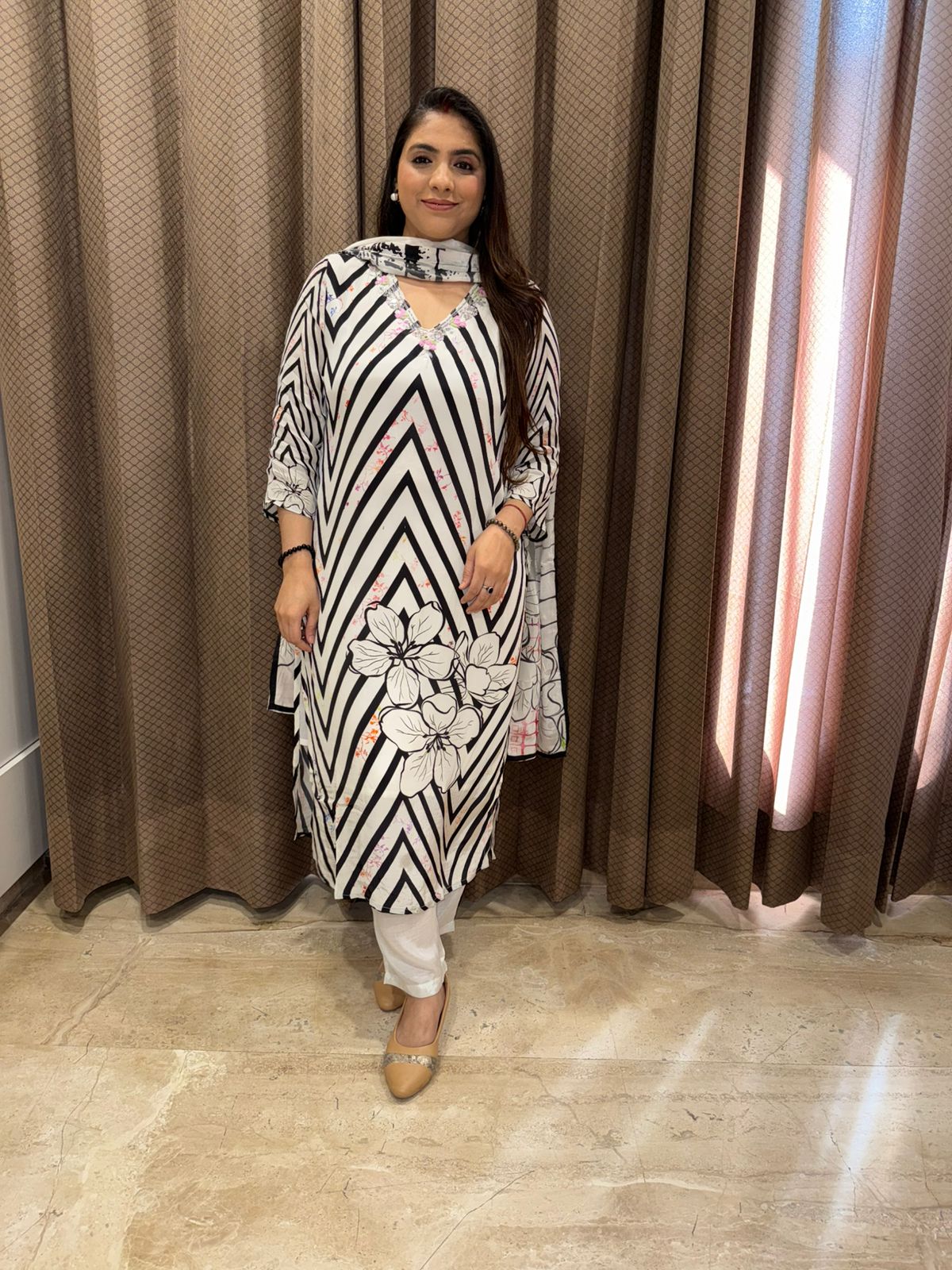 Black & White Chevron Print Kurta Set with Floral Motif Detail and Dupatta