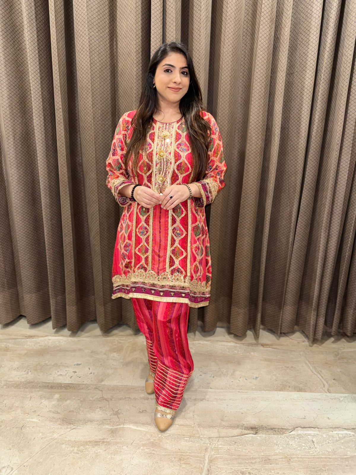 Royal Maroon & Pink C-Cut Handwork set with Farshi & bag