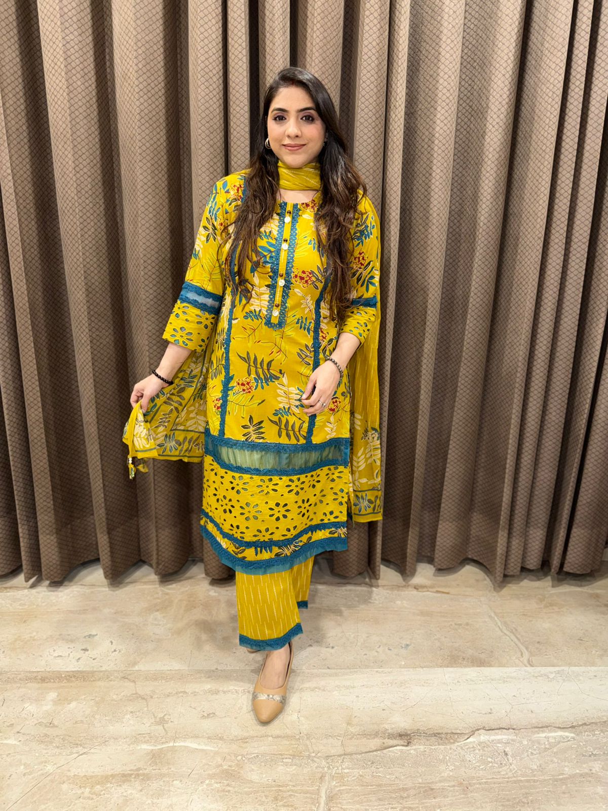 Yellow Smart Straight Cotton suit set with dupatta
