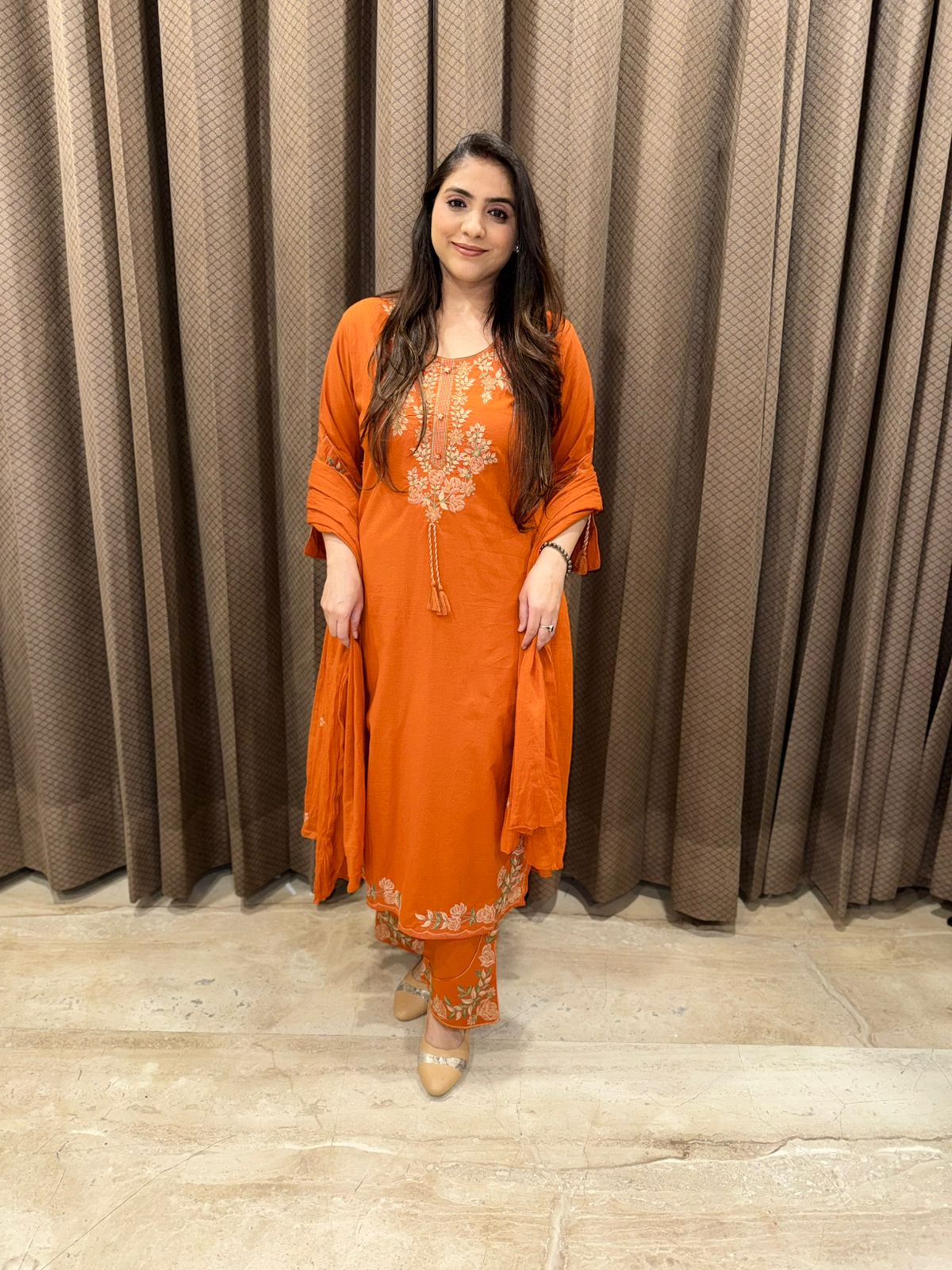 Rust thread embroidered kurta set with dupatta
