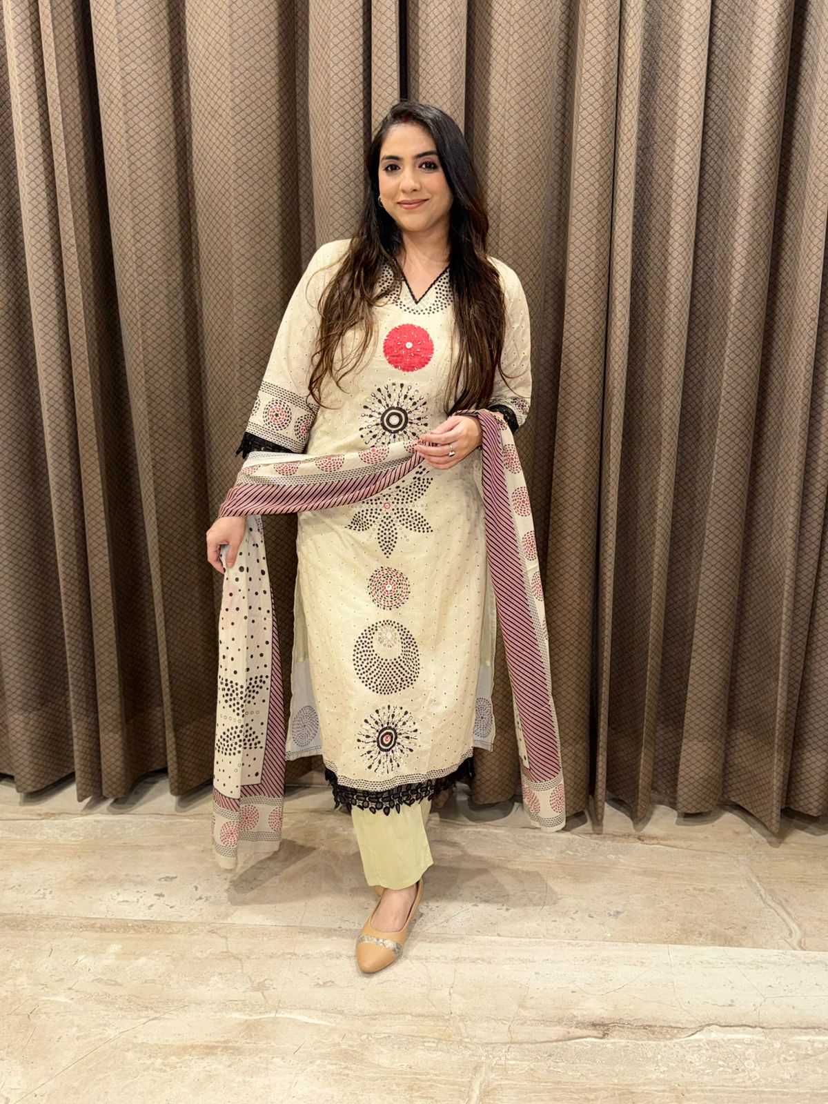 Smart Beige Schiffli Straight digital Cotton suit set with dupatta