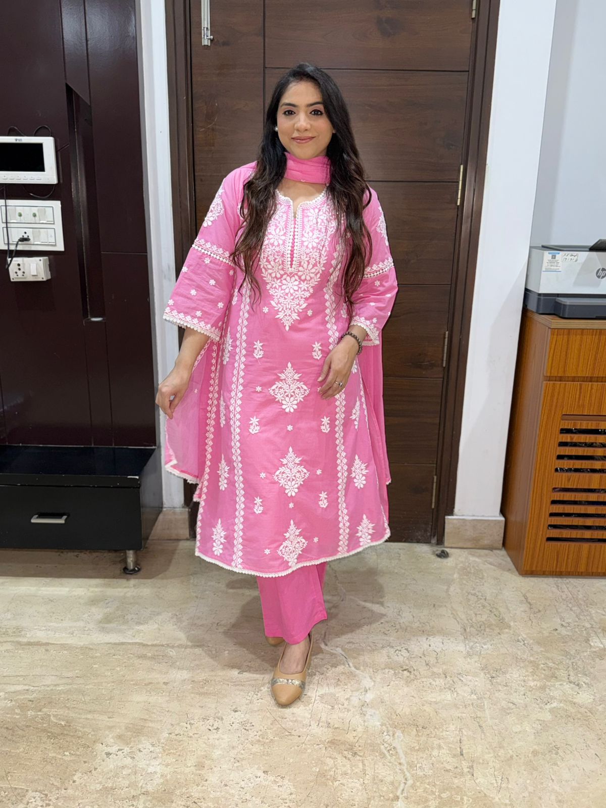 Elegant Pink embroidered Straight suit set with dupatta