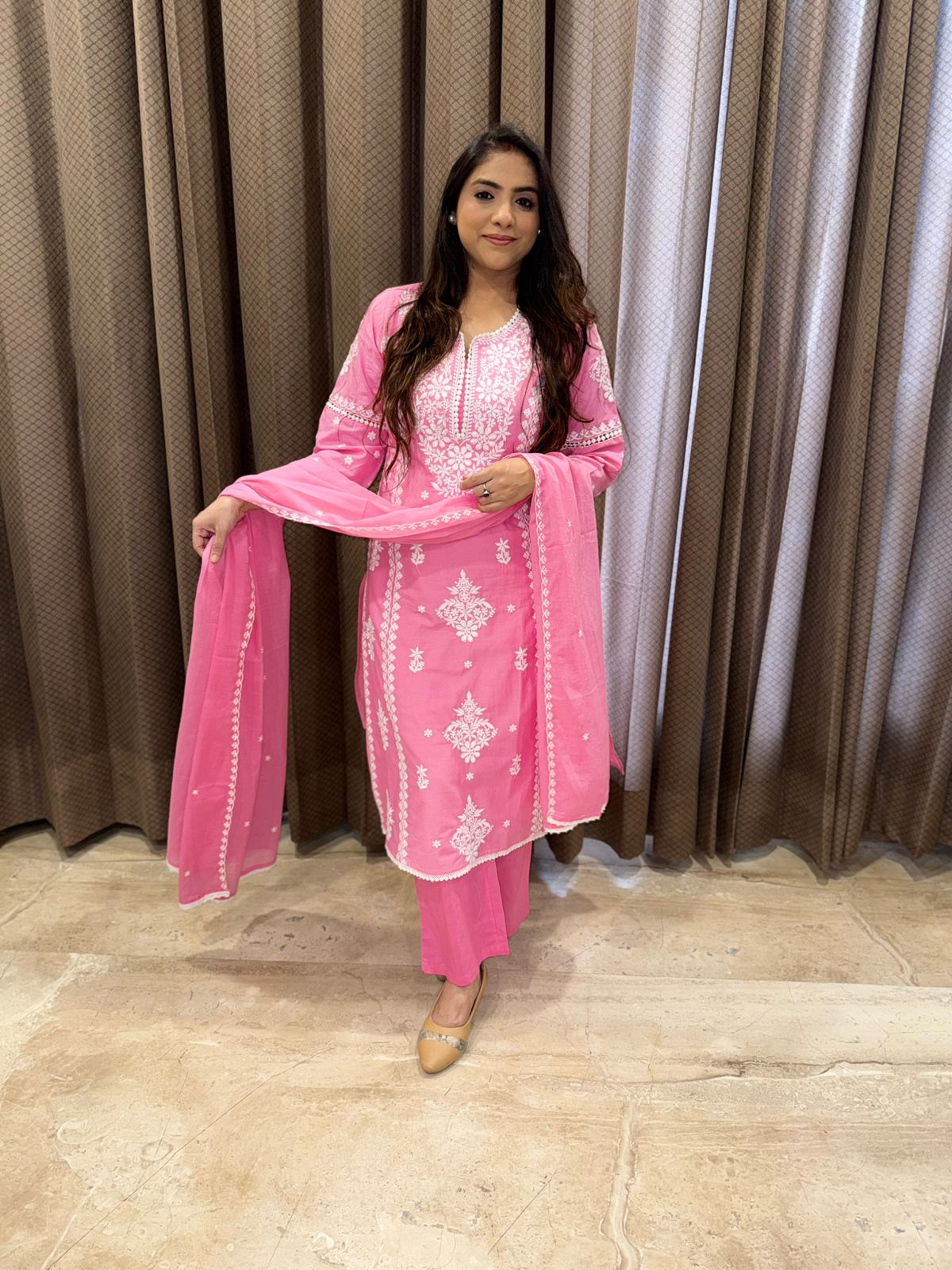 Elegant Pink embroidered Straight suit set with dupatta