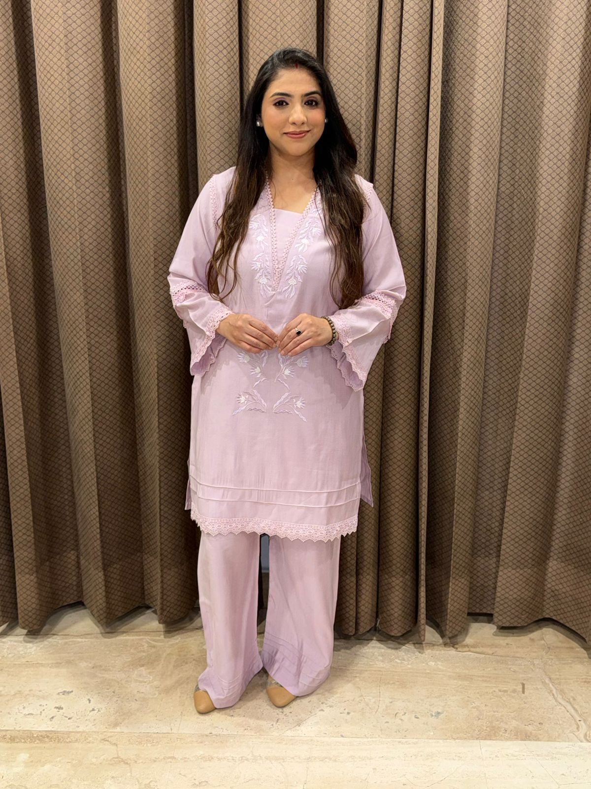 Designer Soft lilac Co-ord set with lace & thread embroidered