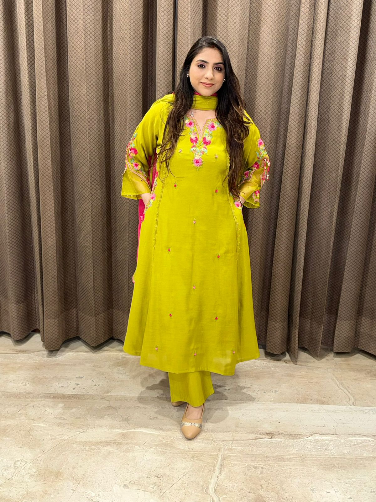 Elegant Green & pink A line handwork suit set with dupatta & pockets