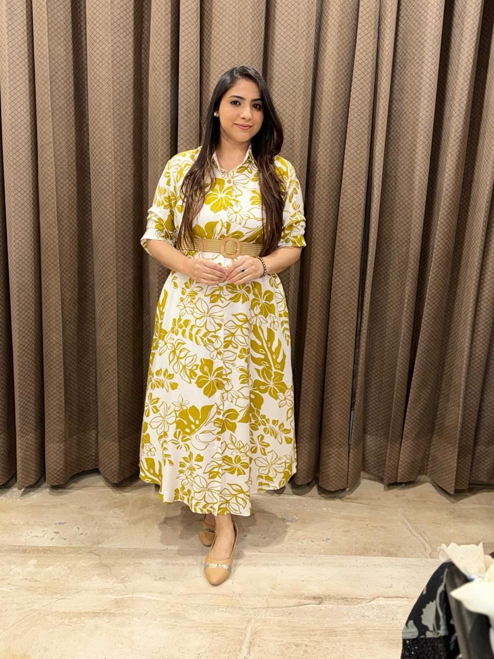 Elegant Green floral Tunic  dress With streachable belt