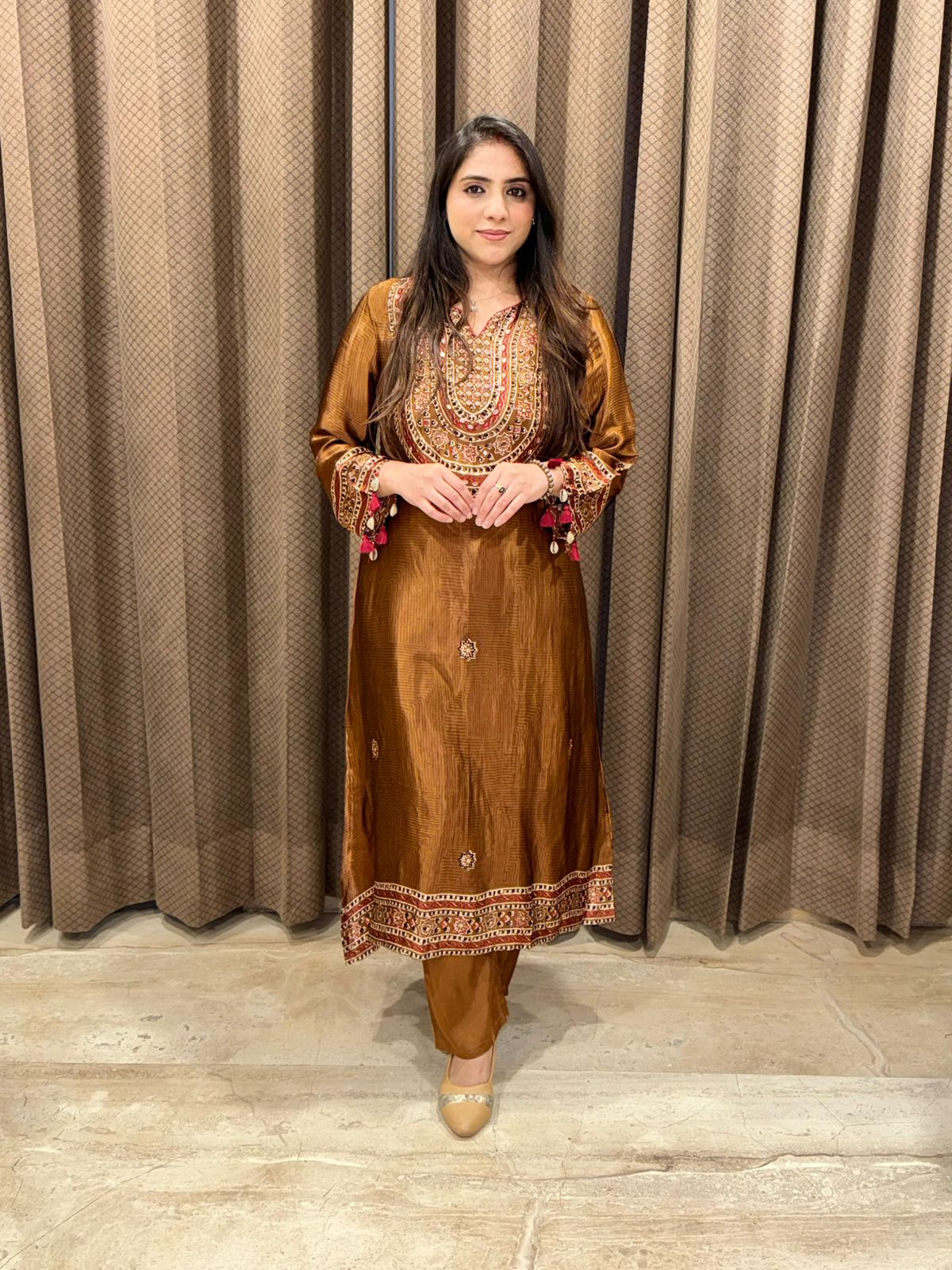 Elegant brown Digital Co-ord set with handwork