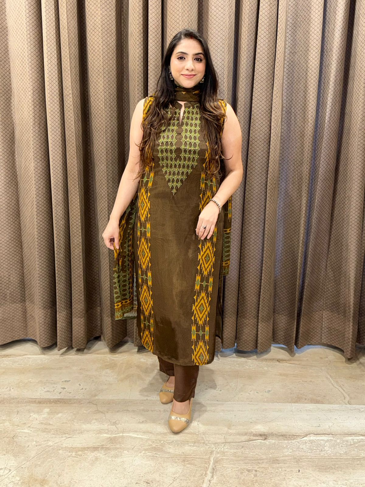 Elegant brown Digital Straight suit with dupatta & handwork