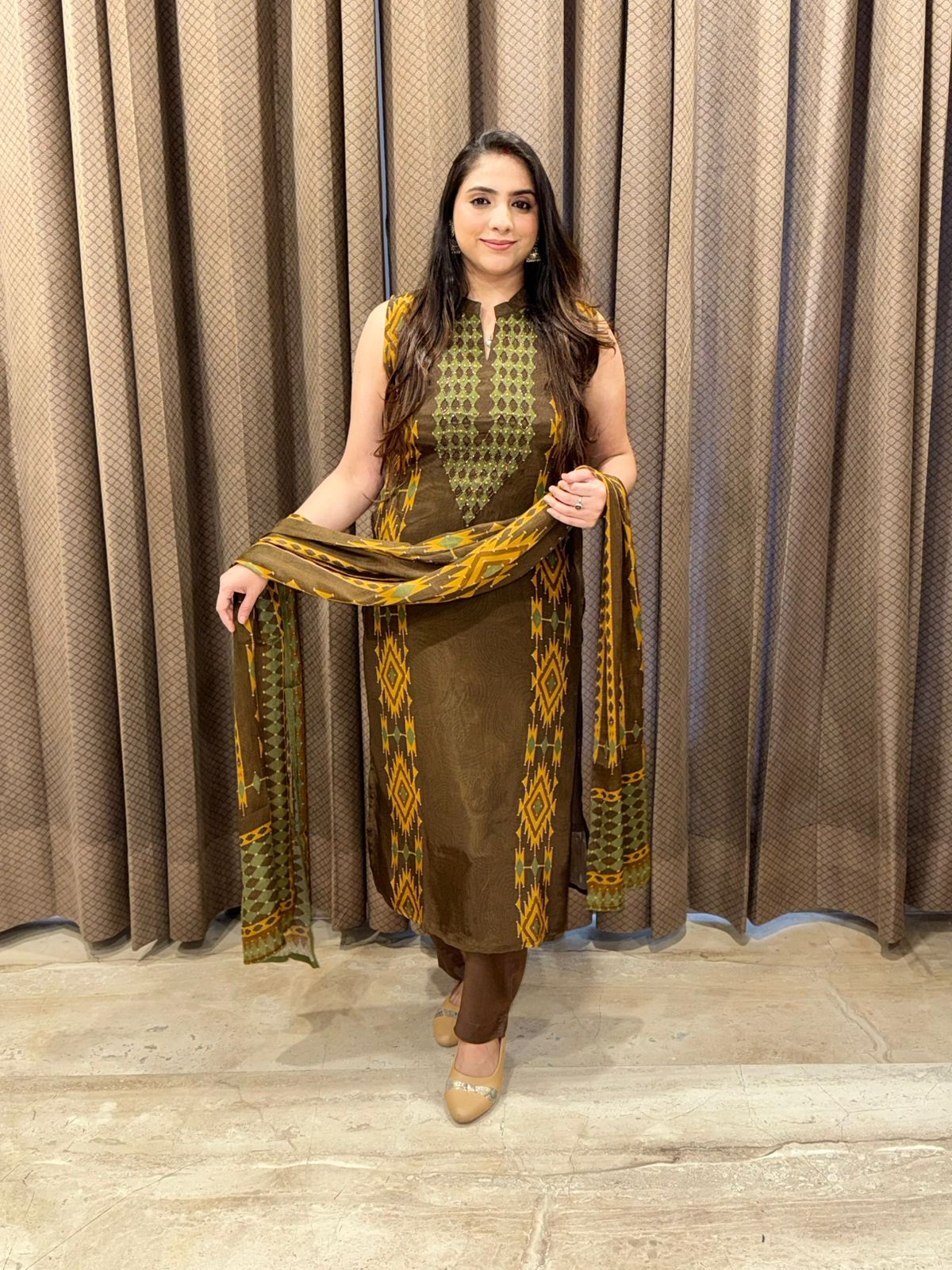 Elegant brown Digital Straight suit with dupatta & handwork