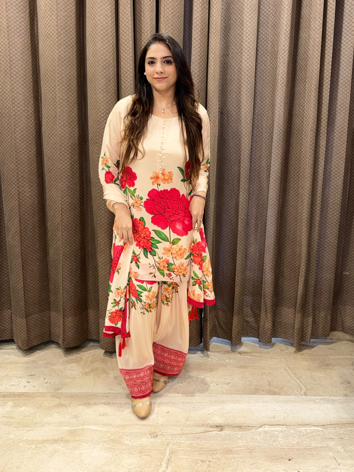 Designer Beige & red Floral Farshi set wih dupatta