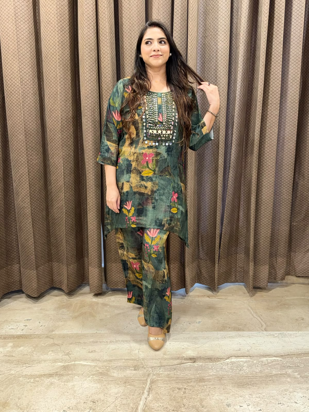Designer Green Co-ord set with mirror Handwork