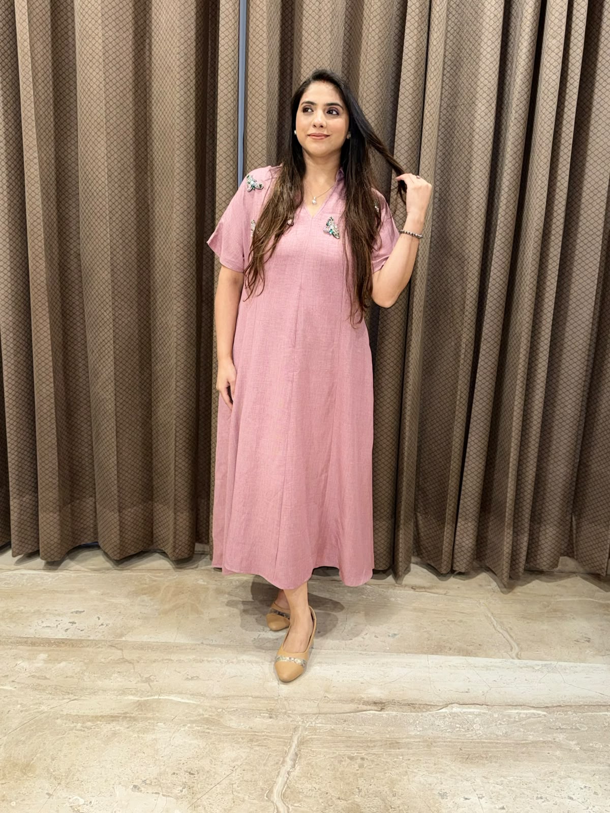 Smart Pink Midi dress with honey bee accessories & pockets