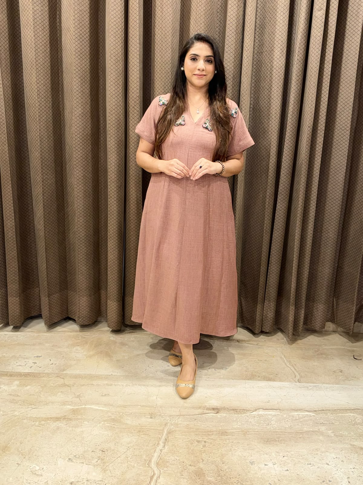 Smart Rose Gold Midi dress with honey bee accessories & pockets