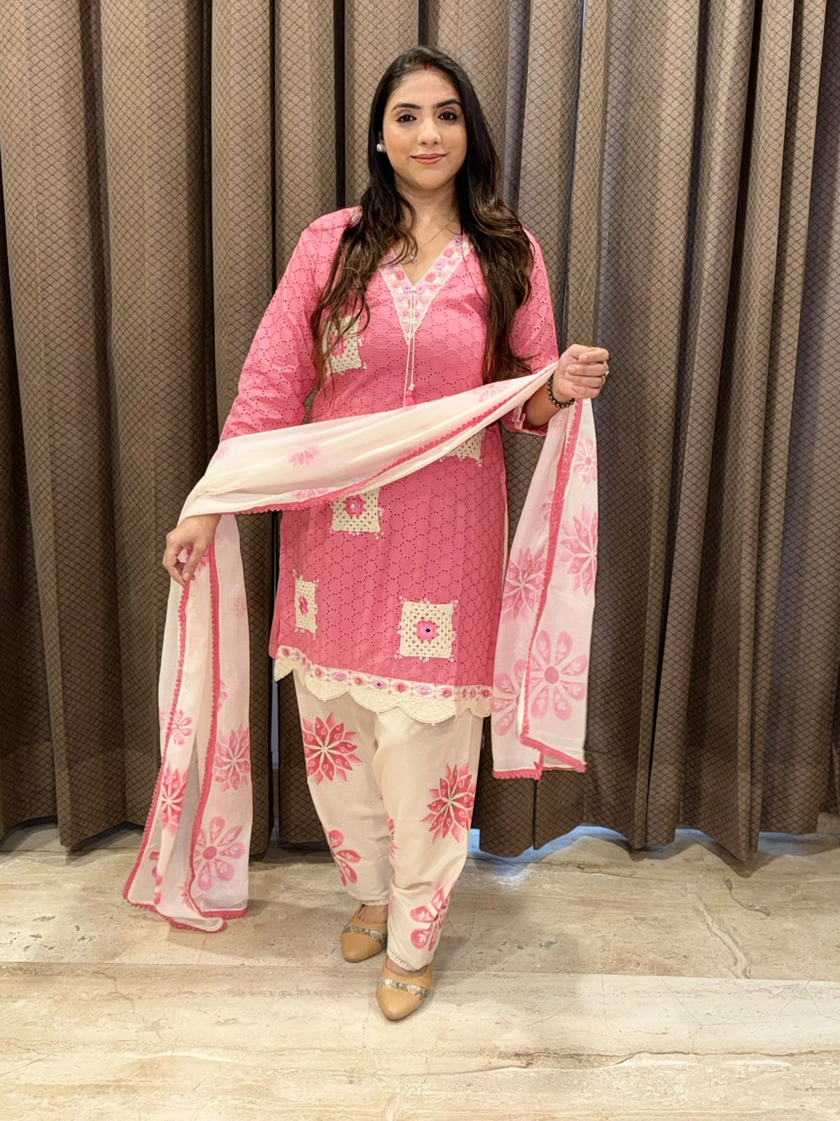 Elegant Pink Farshi set with shiffley and Croatia detailing