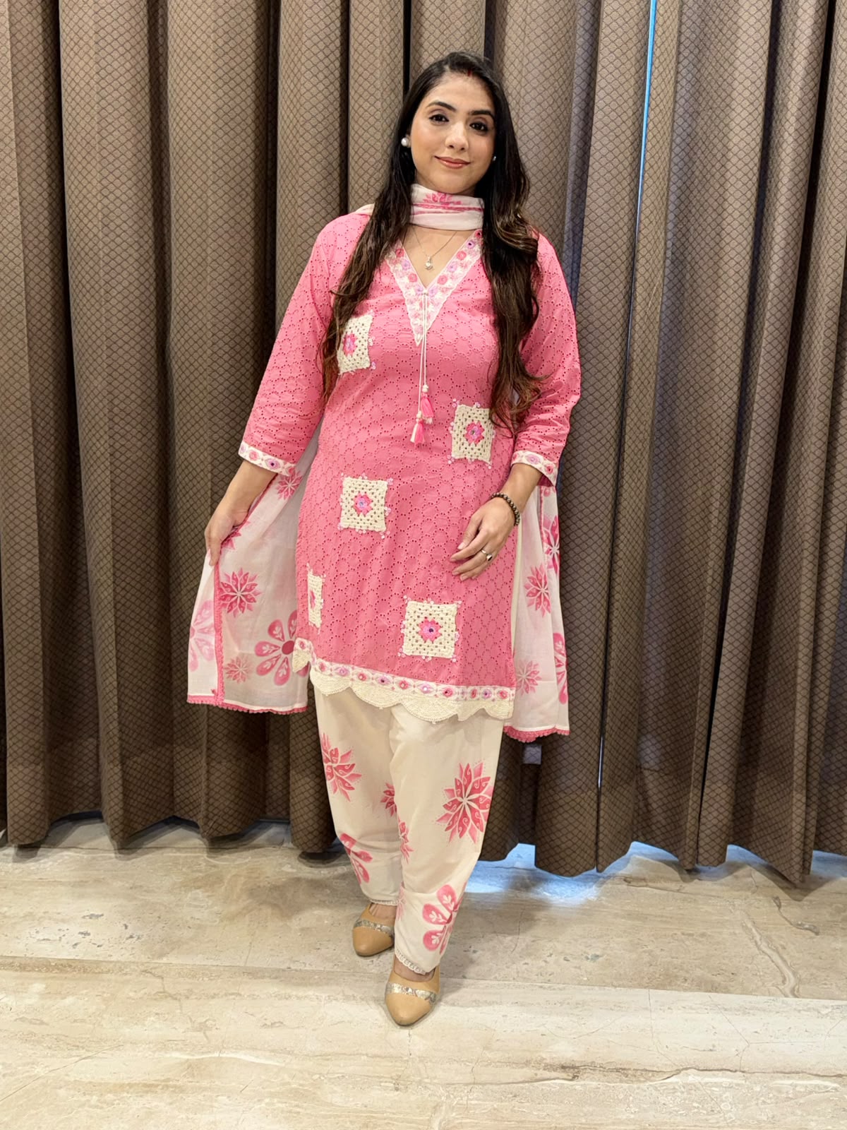 Elegant Pink Farshi set with shiffley and Croatia detailing