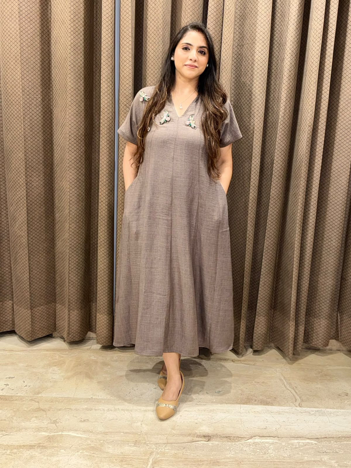 Smart Grey Midi dress with honeybee design & pockets