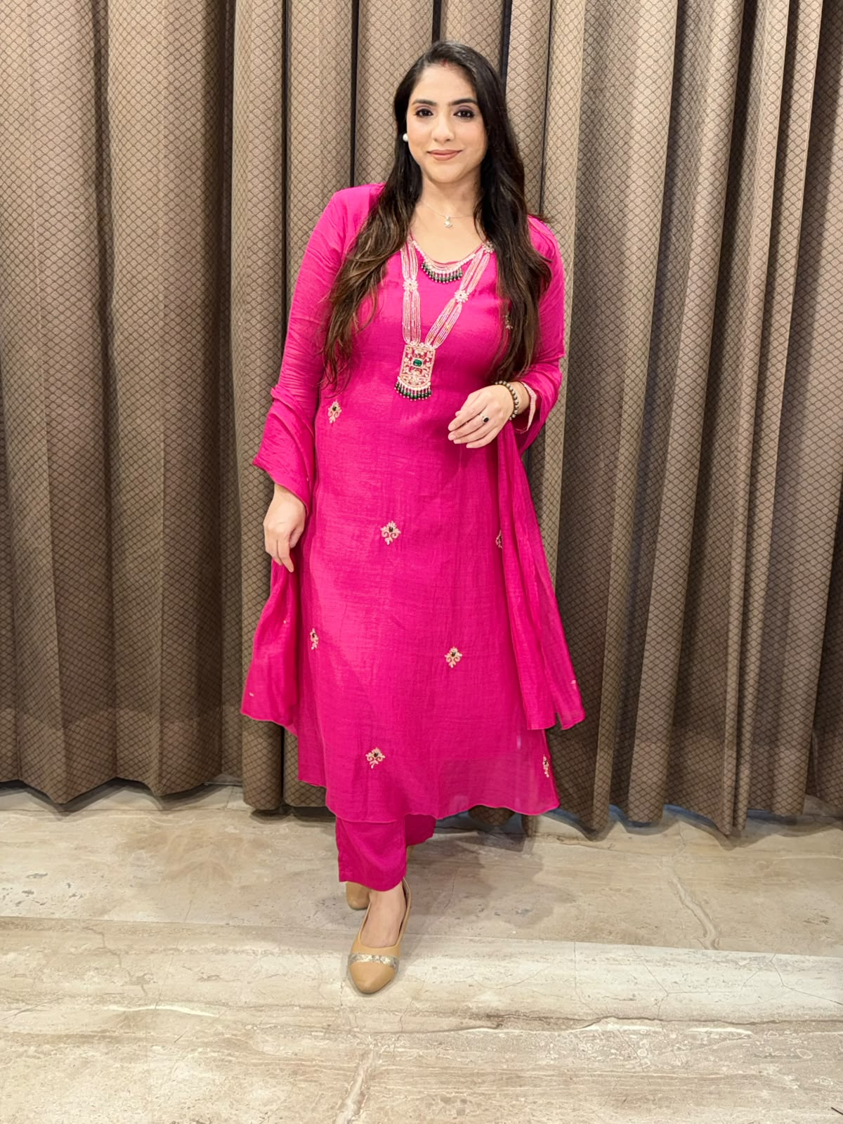 Elegant Pink jewellery design suit set with handwork