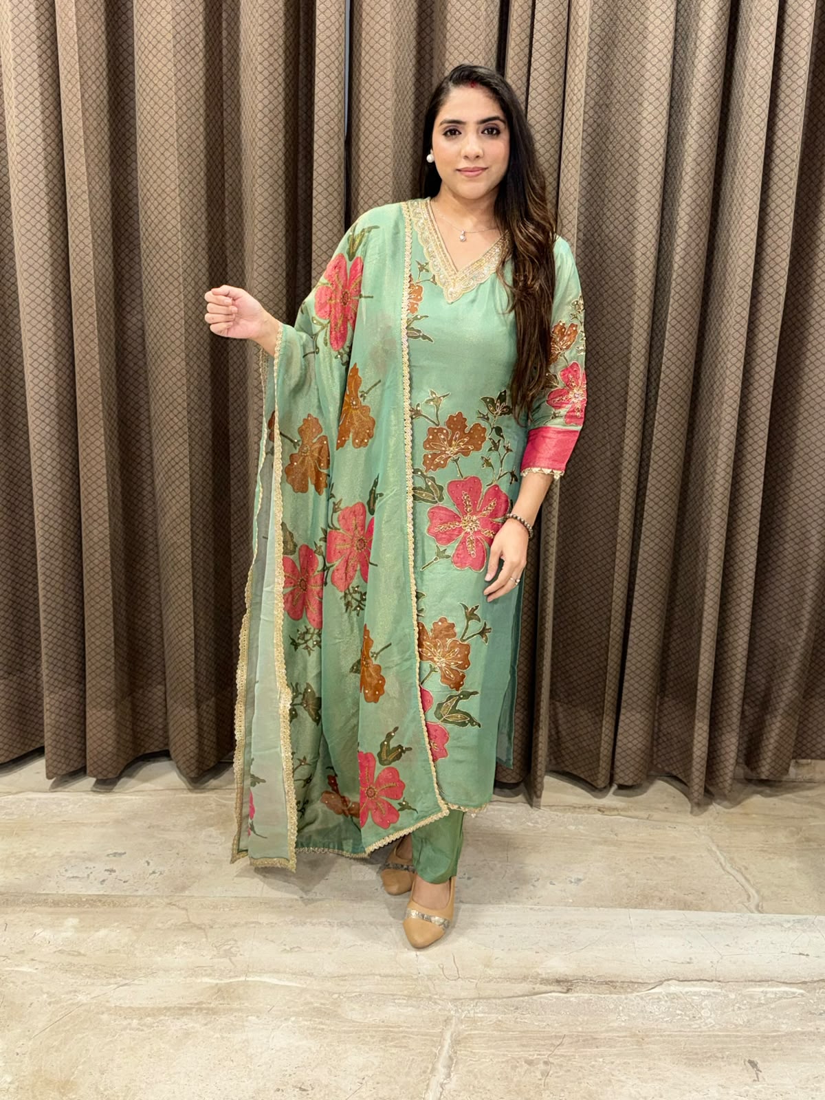 Green floral Straight Suit set with handwork and dupatta