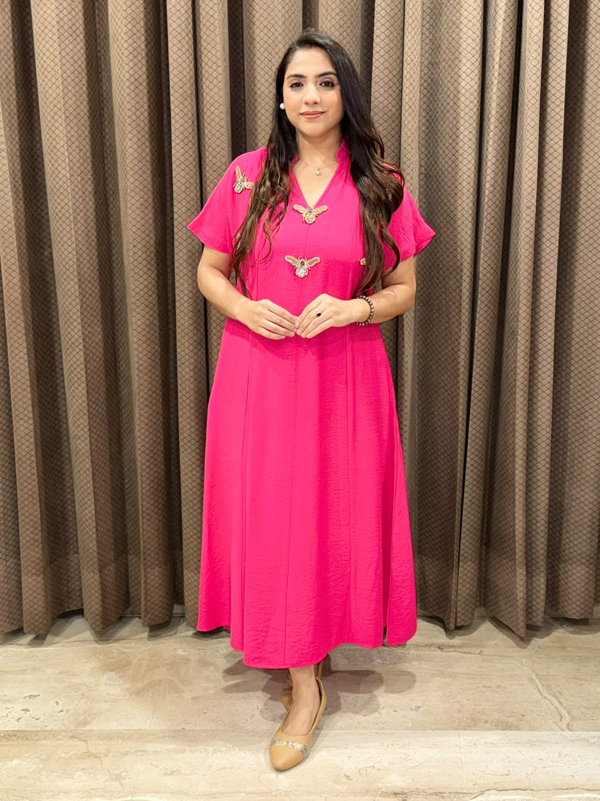 Smart Pink Midi dress with  honeybees style & pockets