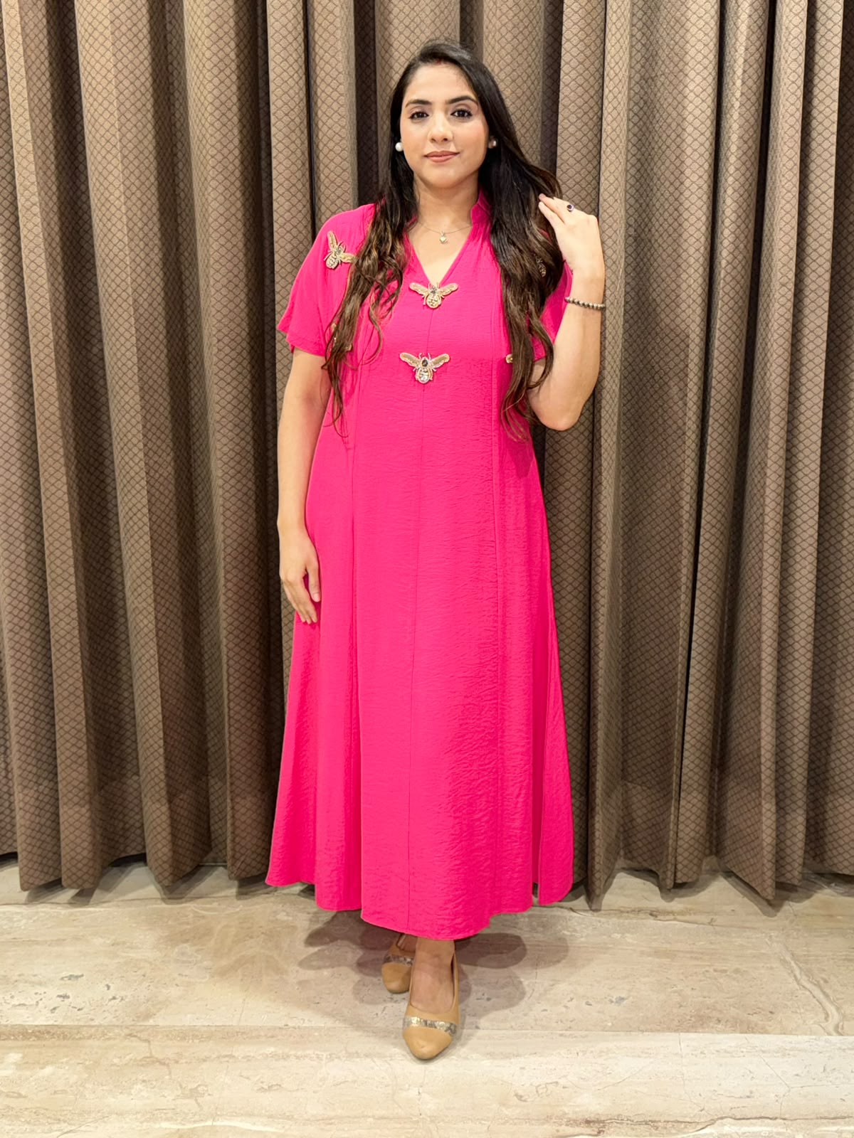 Smart Pink Midi dress with  honeybees style & pockets