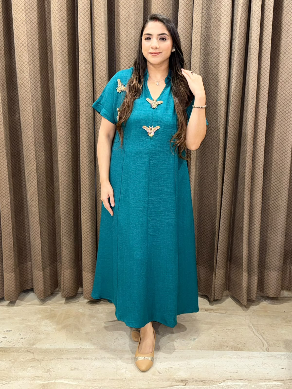 Smart Rama Green Midi dress with  honeybees style & pockets