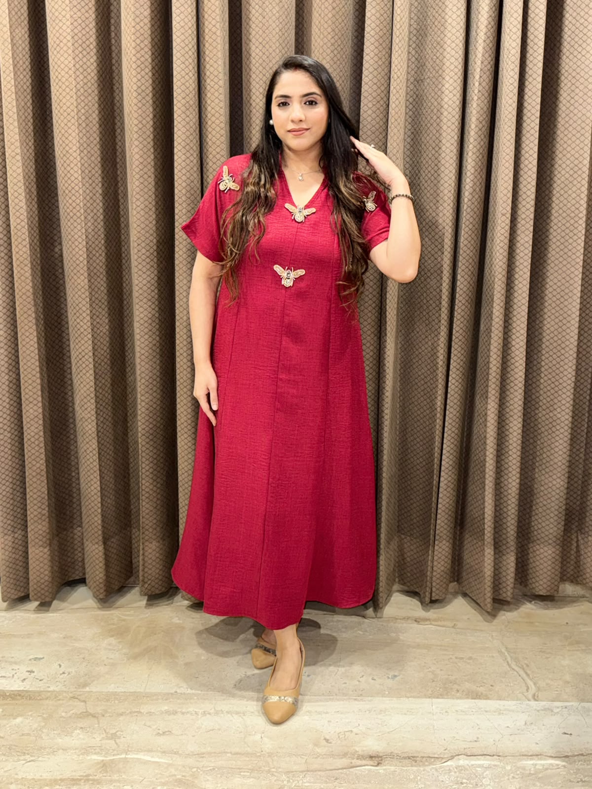 Smart Maroon Midi dress with  honeybees style & pockets