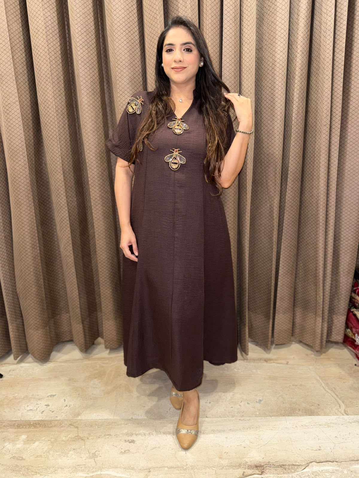 Smart Coffee Bean Midi dress with studed honeybees & pockets
