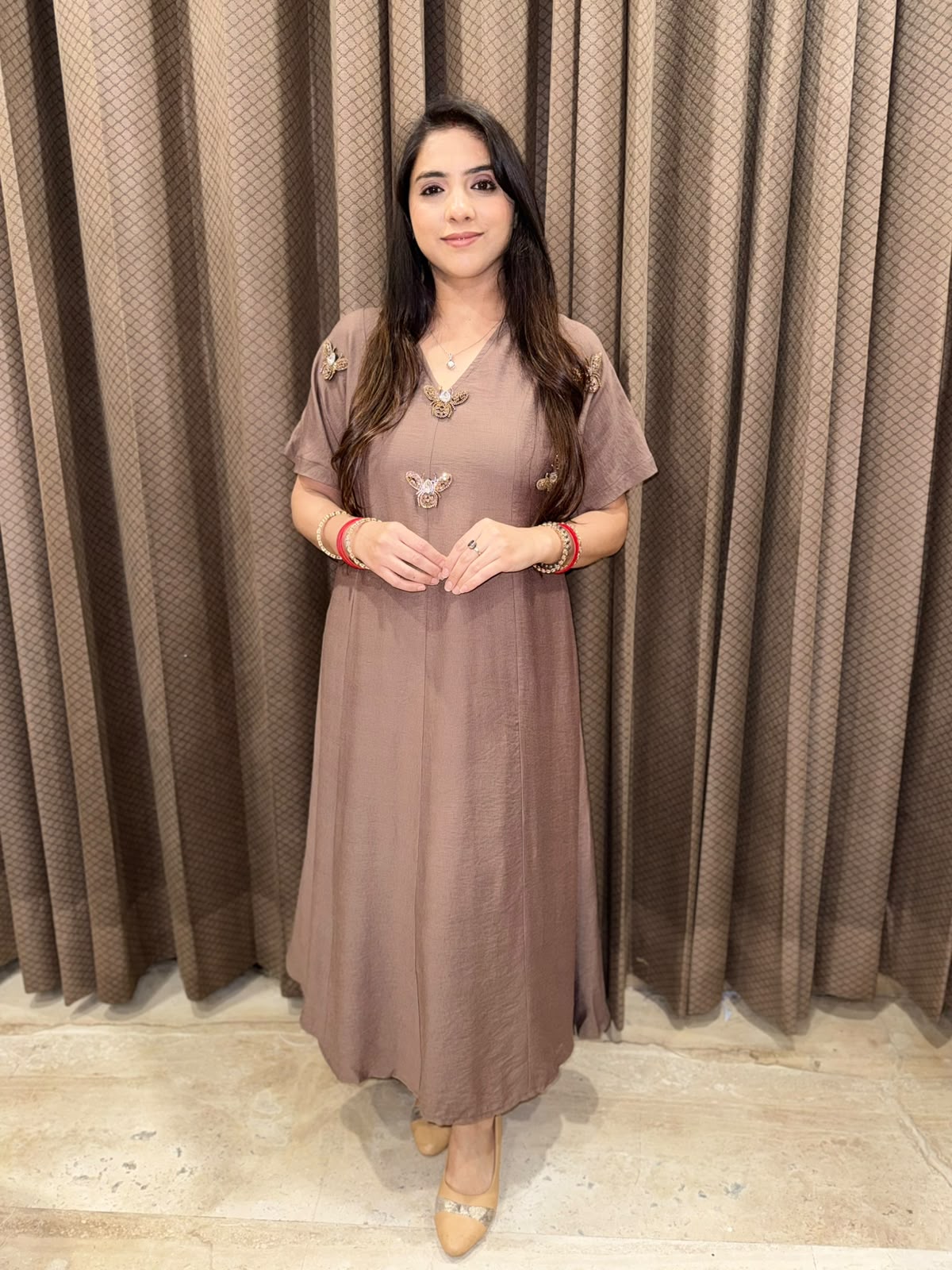 Smart Champagne dress with golden honeybees & pockets