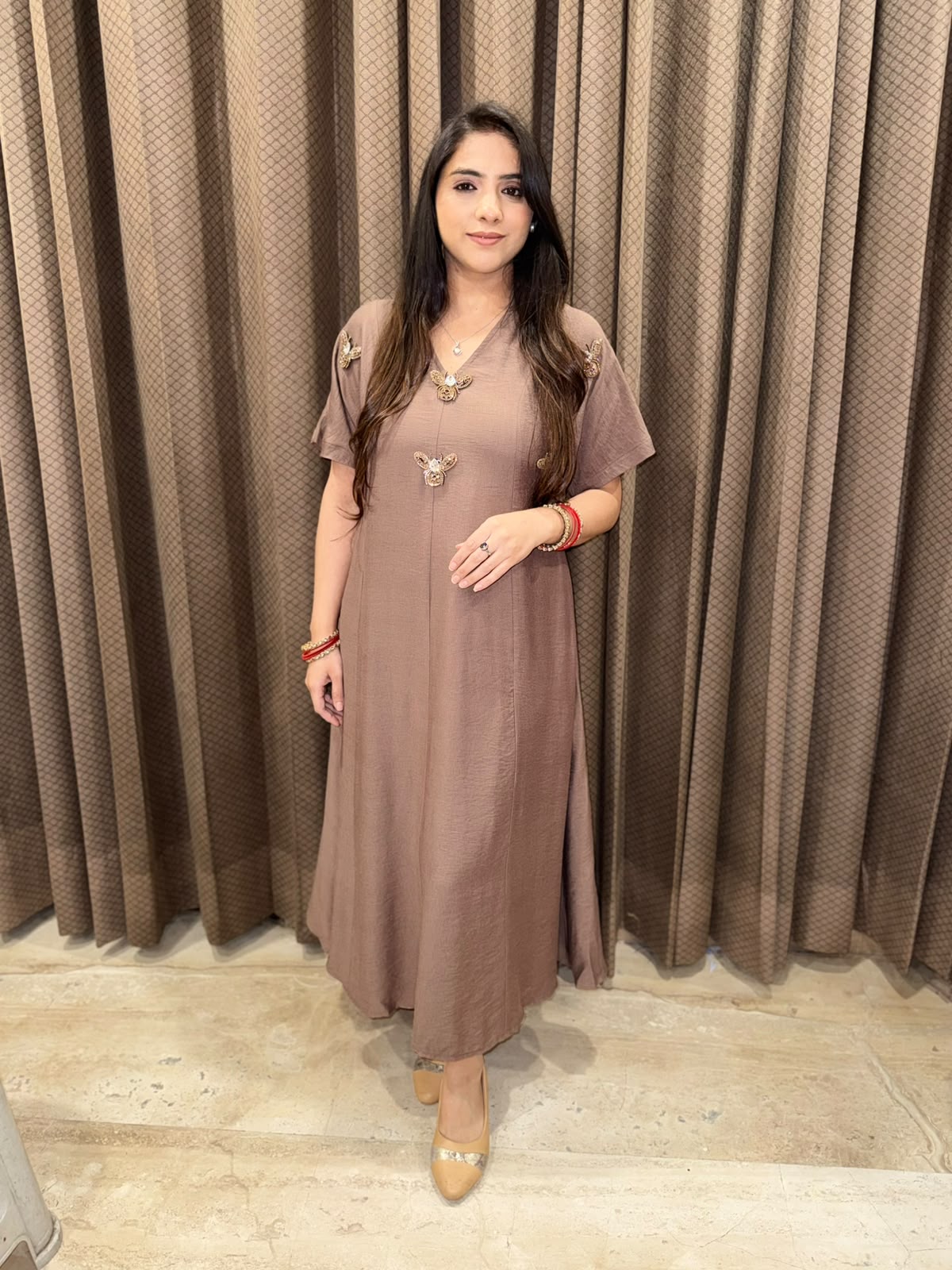 Smart Champagne dress with golden honeybees & pockets