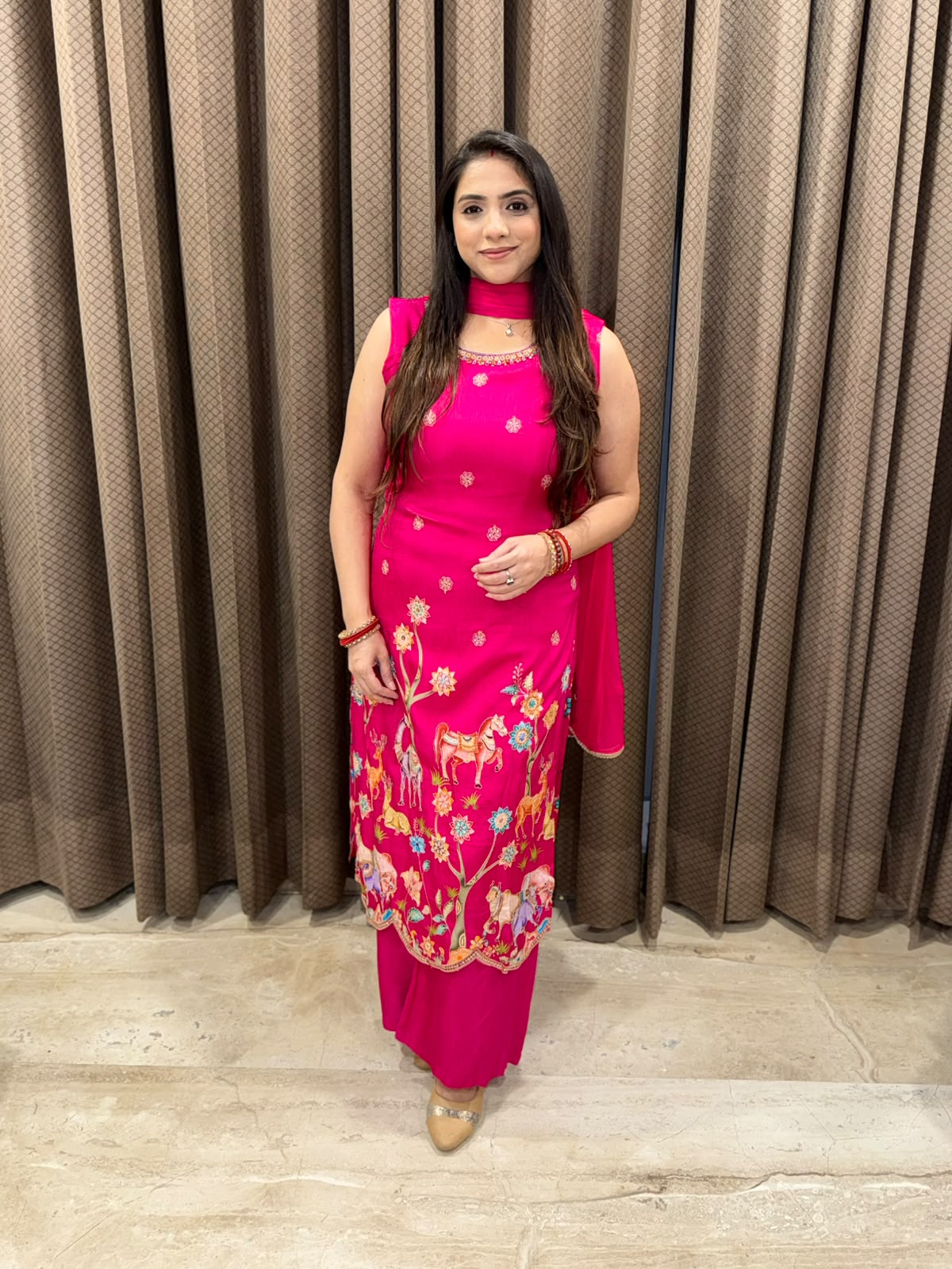Pink Straight suit with handwork & dupatta(Sleeevs given)