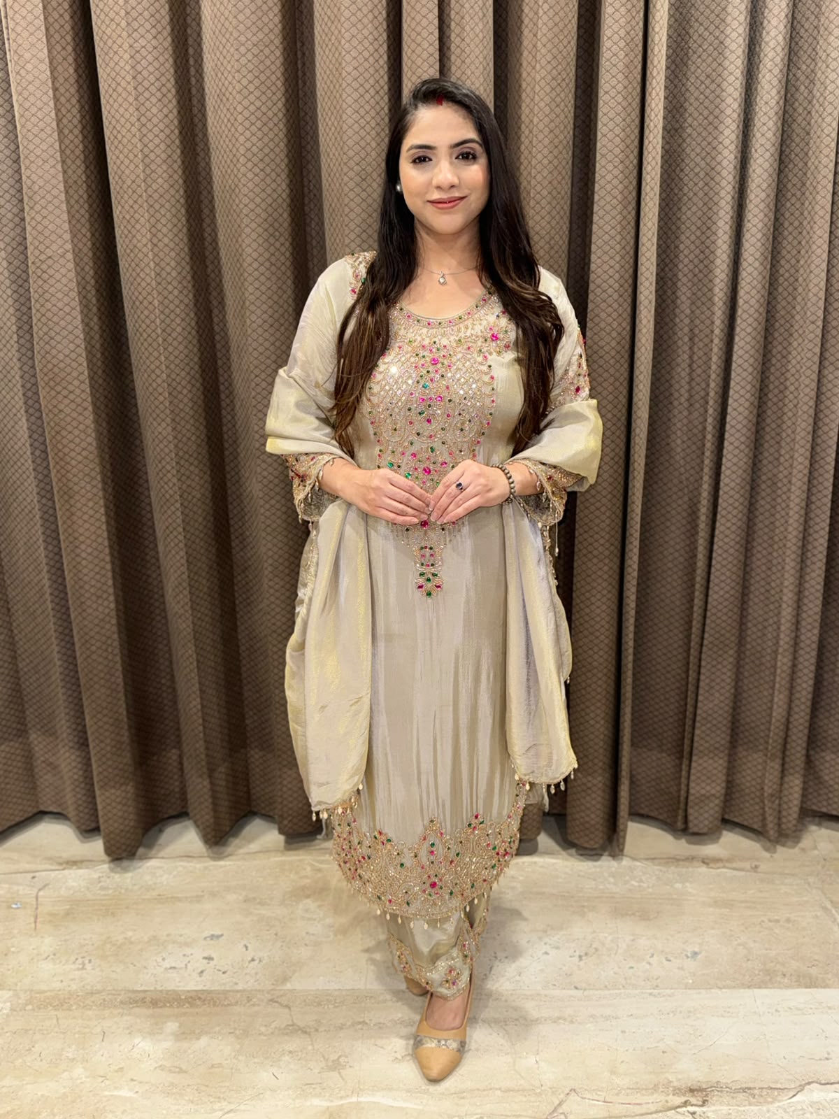 Mettallic designer long suit  ser with contrast handwork