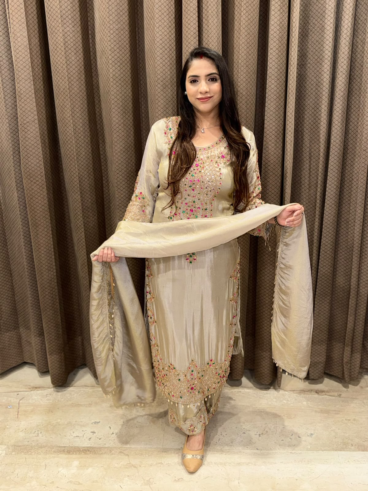 Mettallic designer long suit  ser with contrast handwork